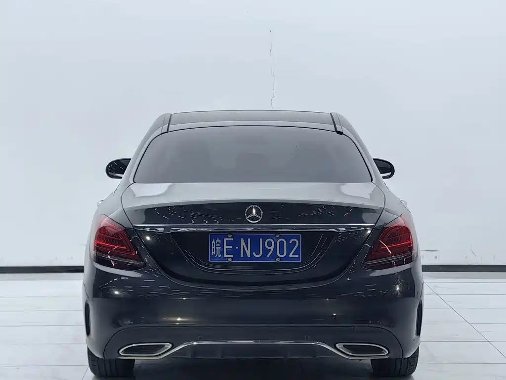 Mercedes-Benz C-Class — миниатюра 15