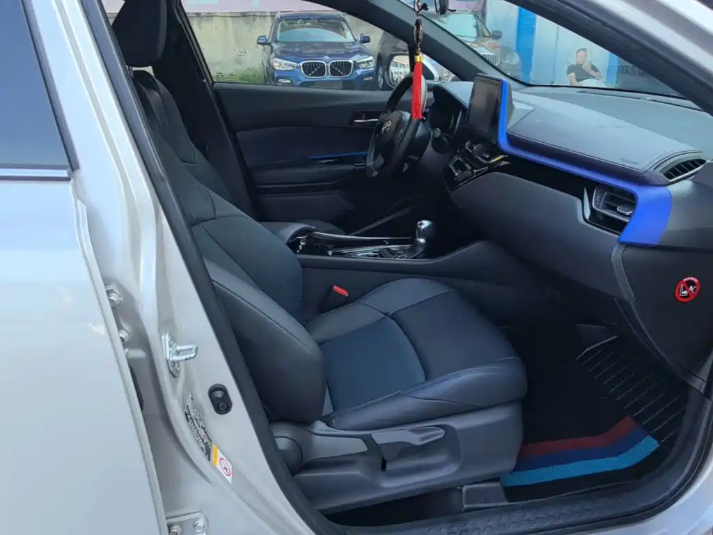 Toyota C-HR — миниатюра 25