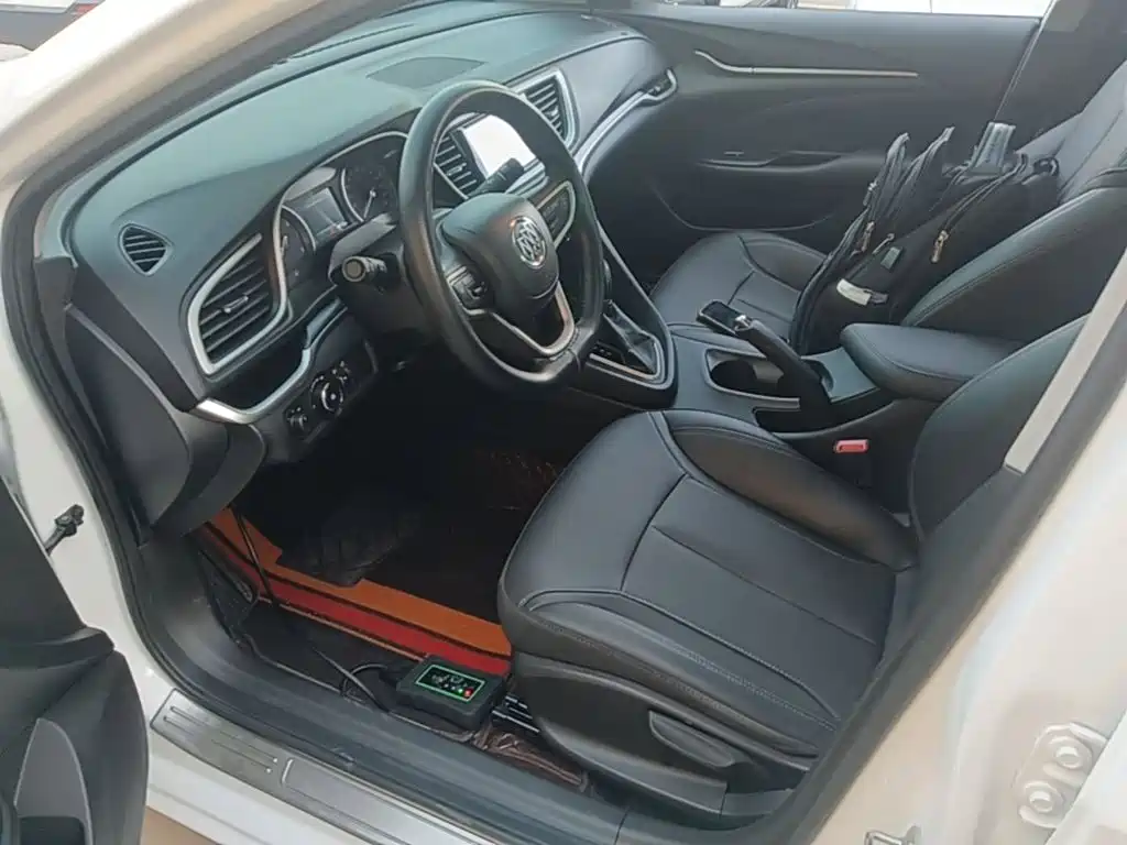 Buick Excelle — миниатюра 15