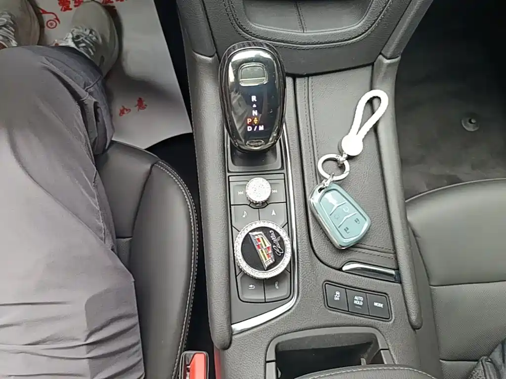 Cadillac XT5 — миниатюра 14