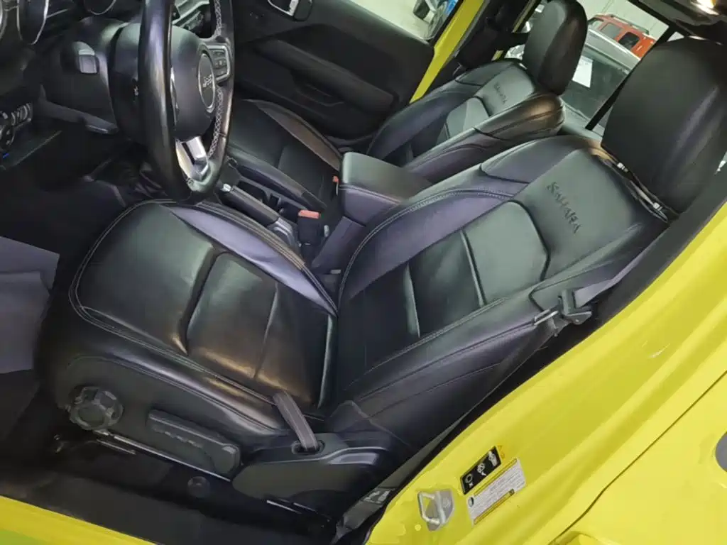 Jeep Wrangler PHEV — миниатюра 15