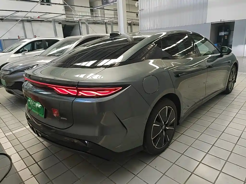 BYD Han L — миниатюра 7