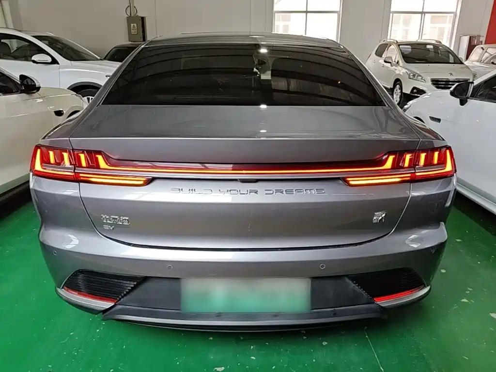 BYD Han — миниатюра 6