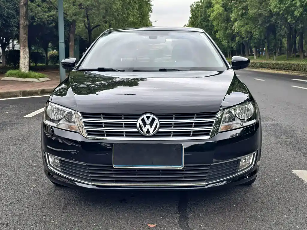 Volkswagen Lavida — миниатюра 2