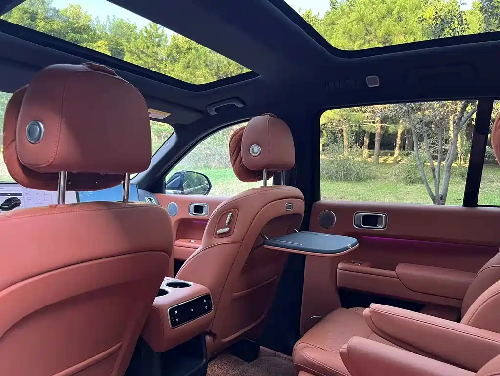 Li Auto Li L8 — миниатюра 10