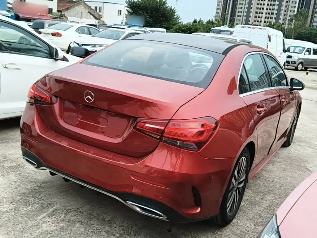 Mercedes-Benz A-Class — миниатюра 7