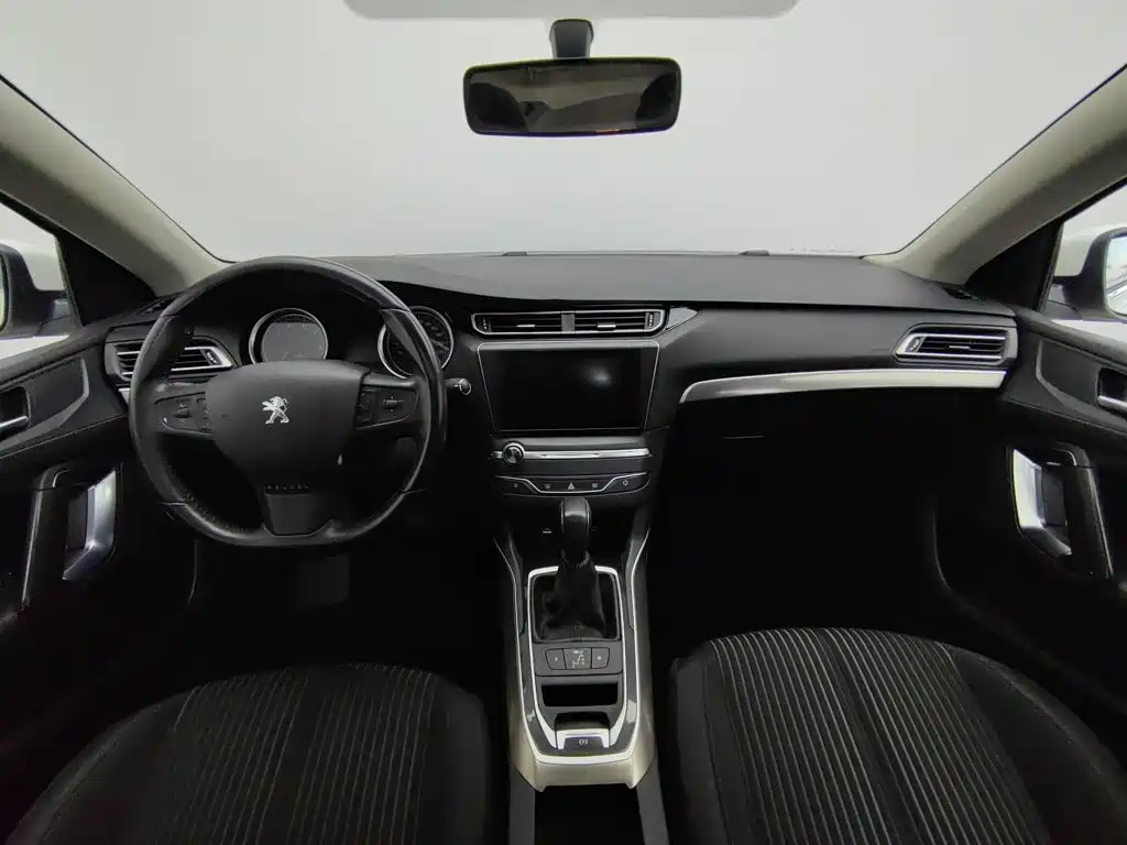 Peugeot 408 — миниатюра 5