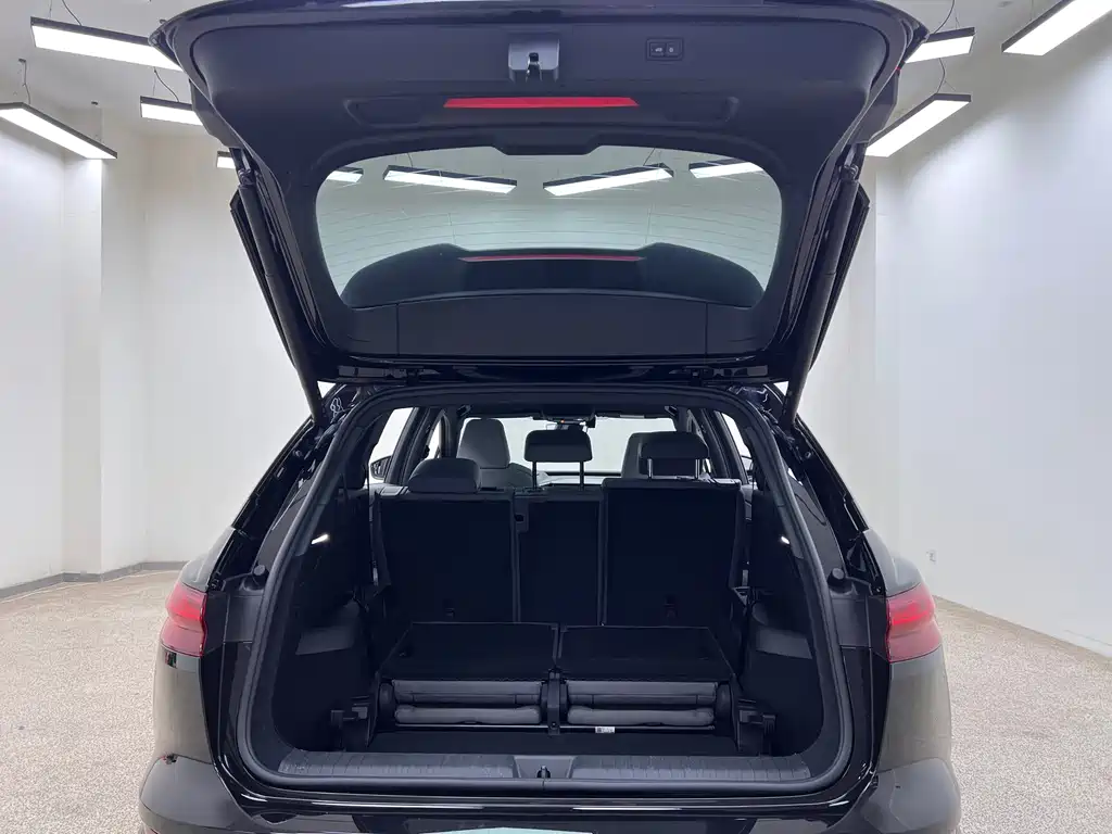 Audi Q5 e-tron — миниатюра 32