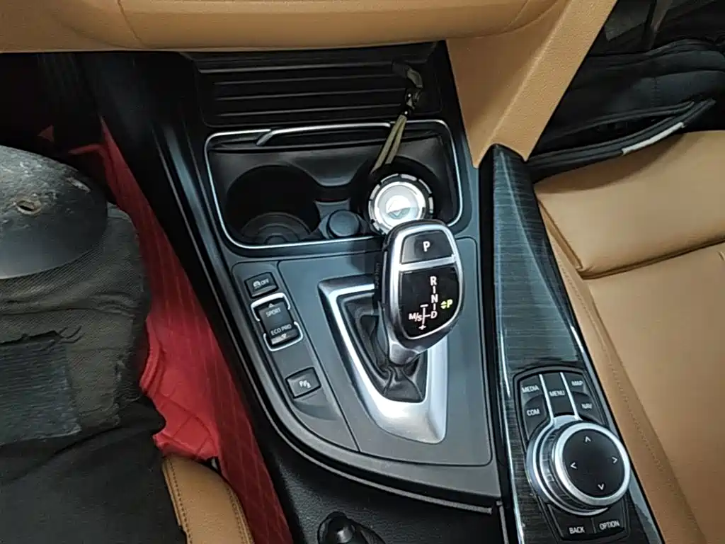 BMW 3 Series GT — миниатюра 14