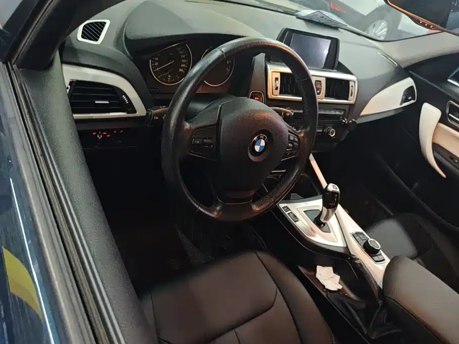 BMW 1 Series (Import) — миниатюра 12