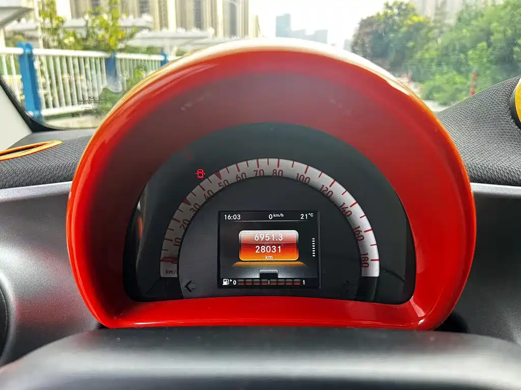 smart Smart Fortwo — миниатюра 5