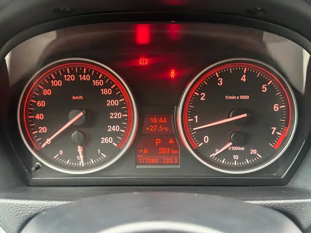 BMW 3 Series — миниатюра 17