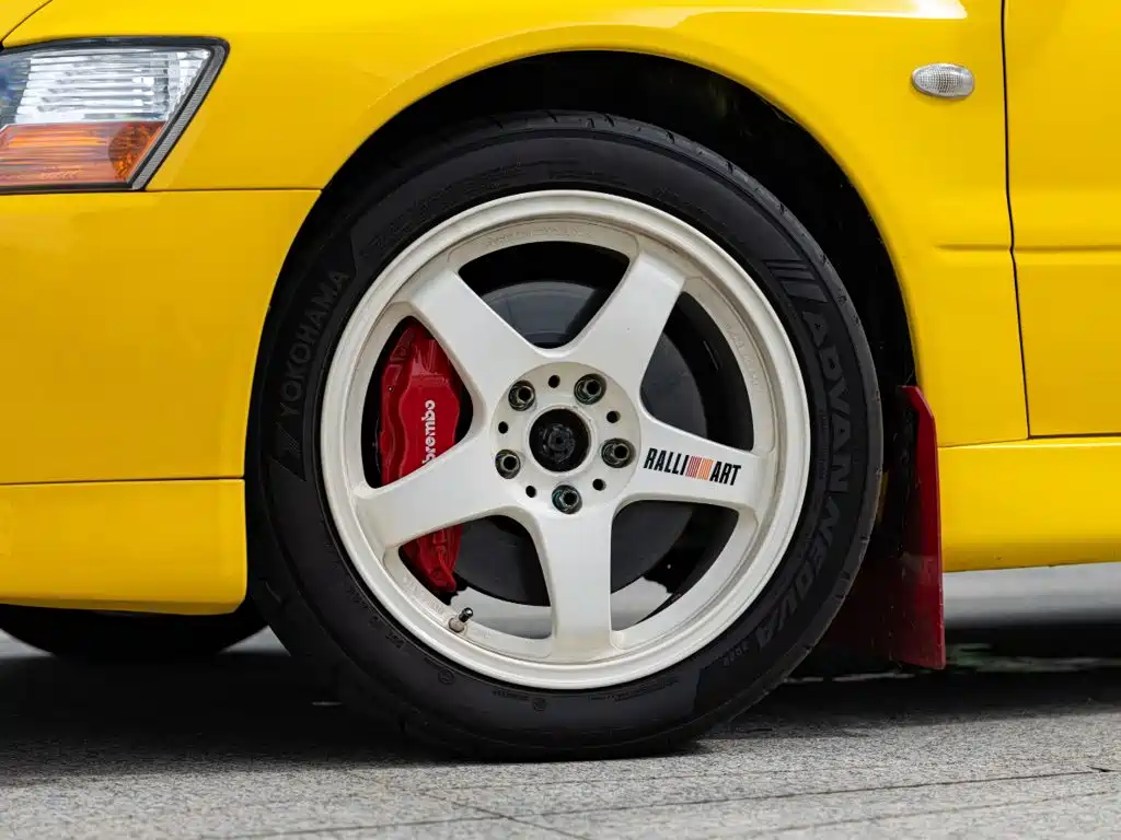 Mitsubishi Lancer — миниатюра 8