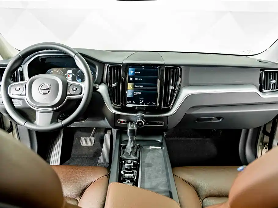 Volvo XC60 — миниатюра 12
