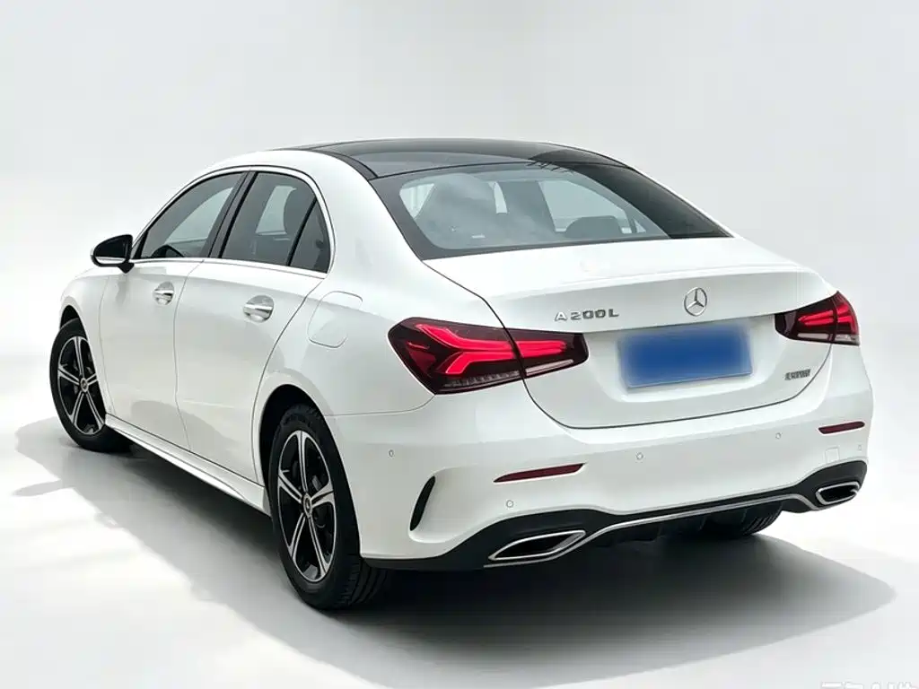 Mercedes-Benz A-Class — миниатюра 11
