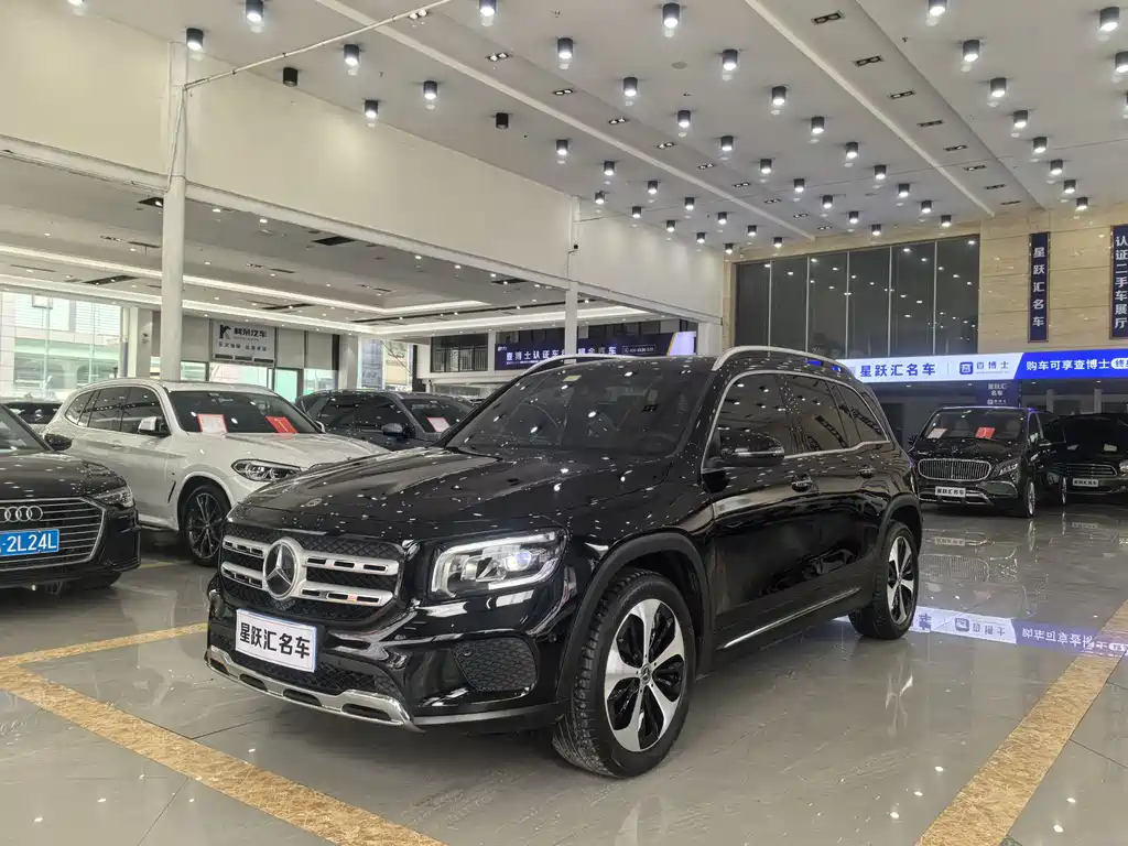 Mercedes-Benz GLB 2021