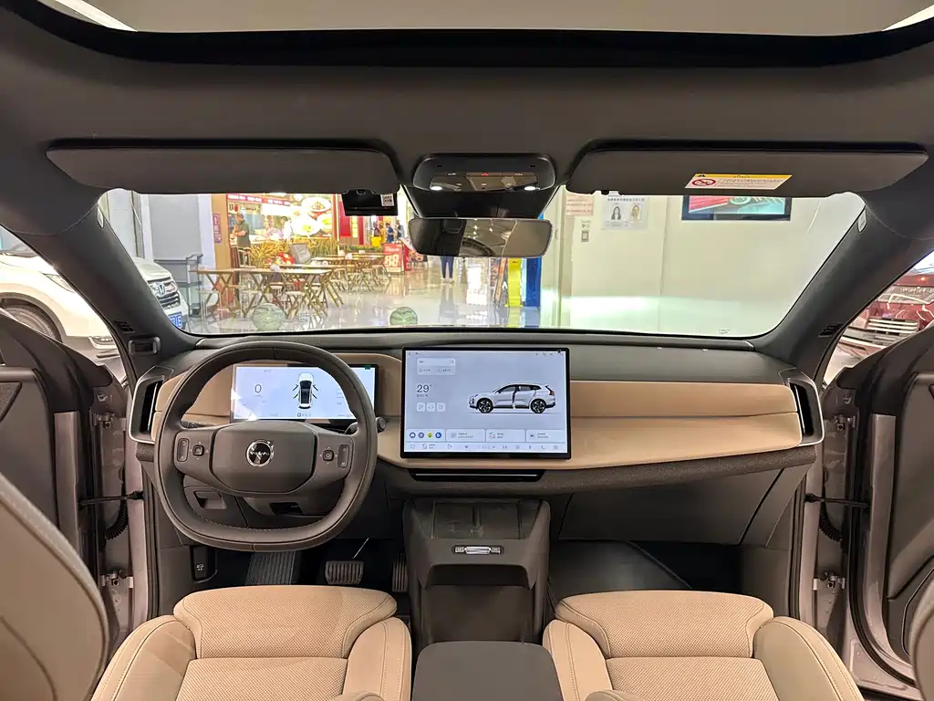 Volvo XC70 PHEV — миниатюра 19