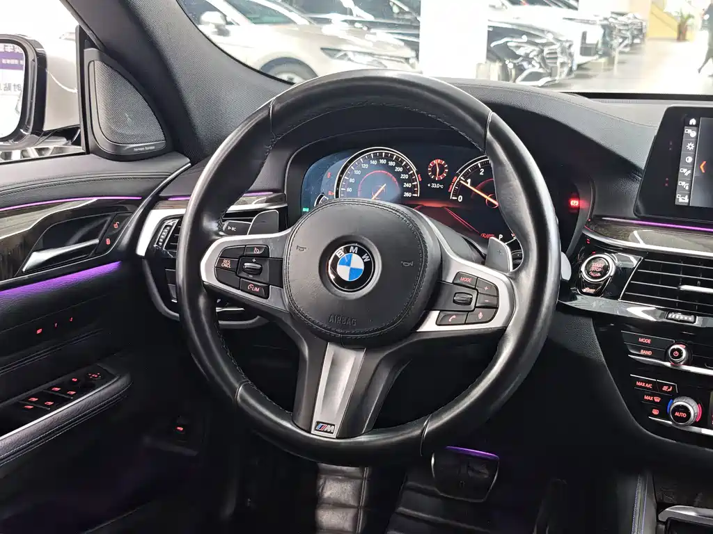 BMW 6 Series GT — миниатюра 9