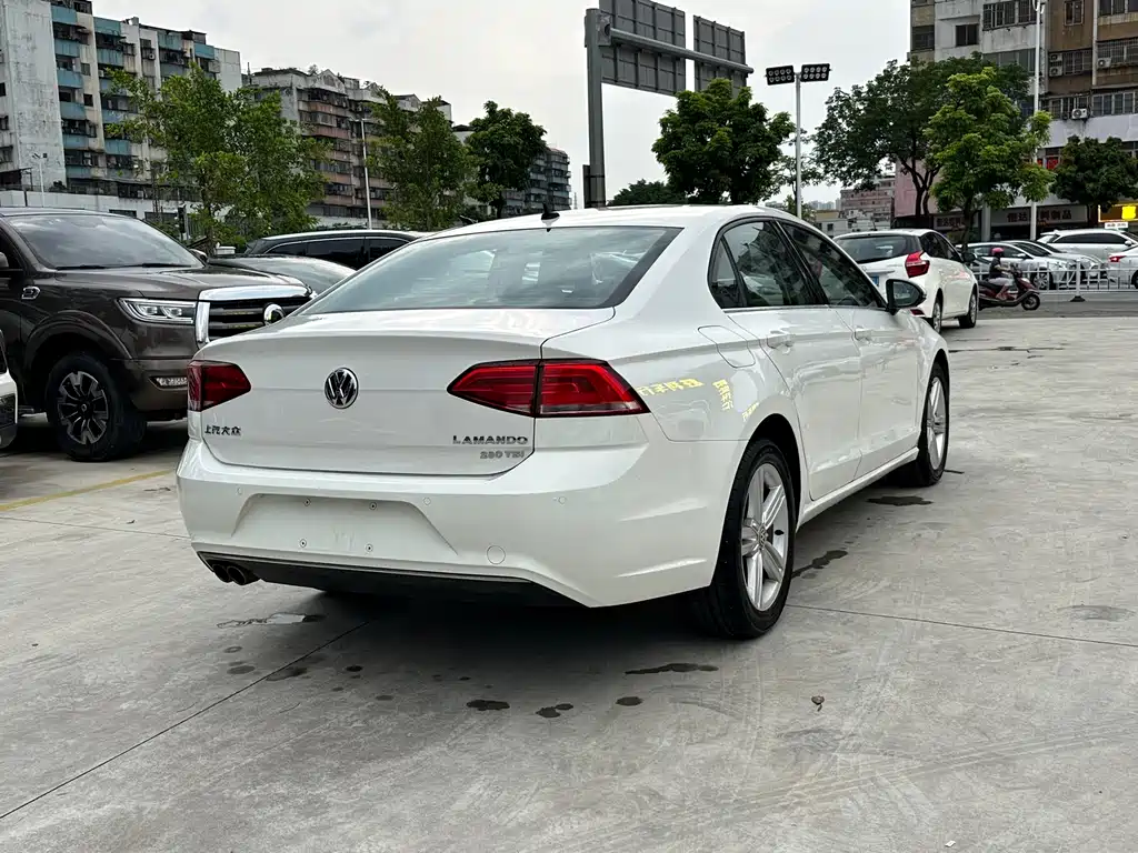 Volkswagen Lamando — миниатюра 7