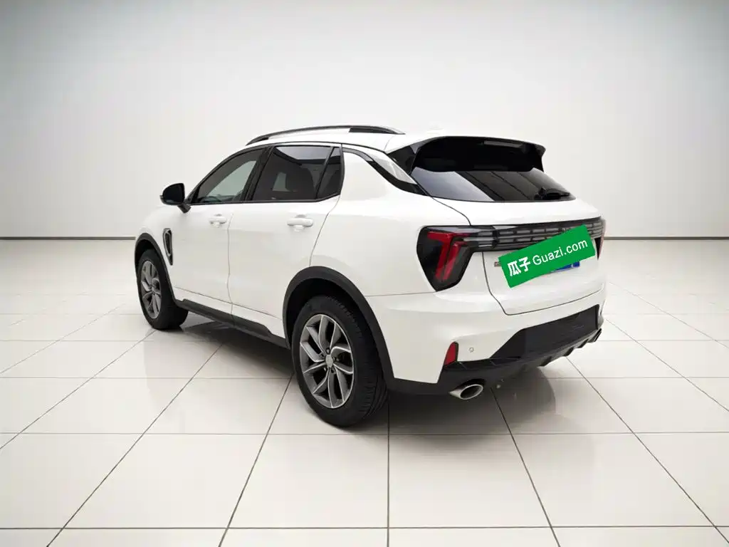 Lynk & Co 01 — миниатюра 4
