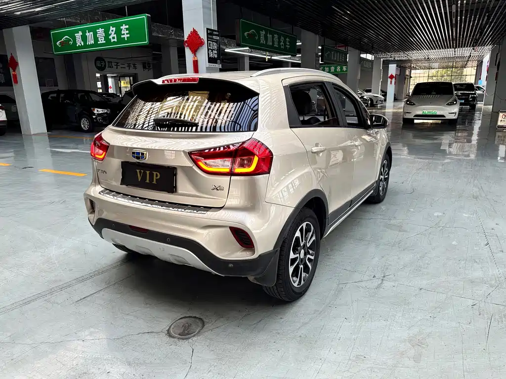 Geely Vision X3 — миниатюра 6