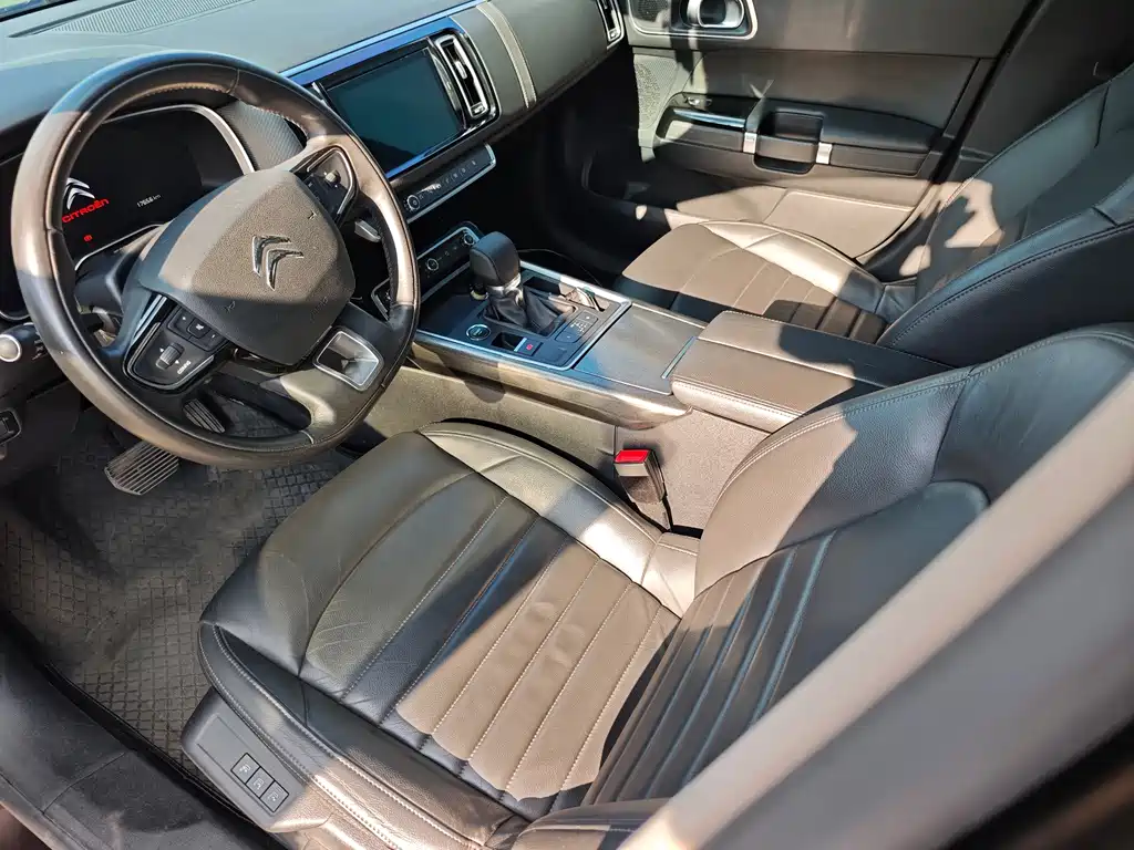 Citroen C6 — миниатюра 5