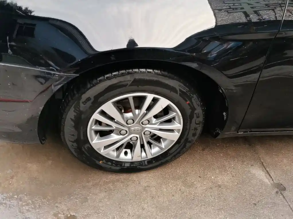 Geely Emgrand — миниатюра 23