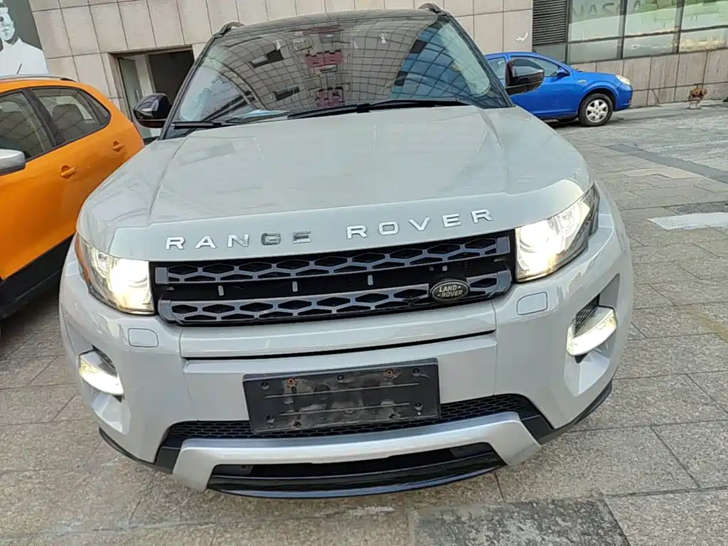 Land Rover Evoque (Import) — миниатюра 3