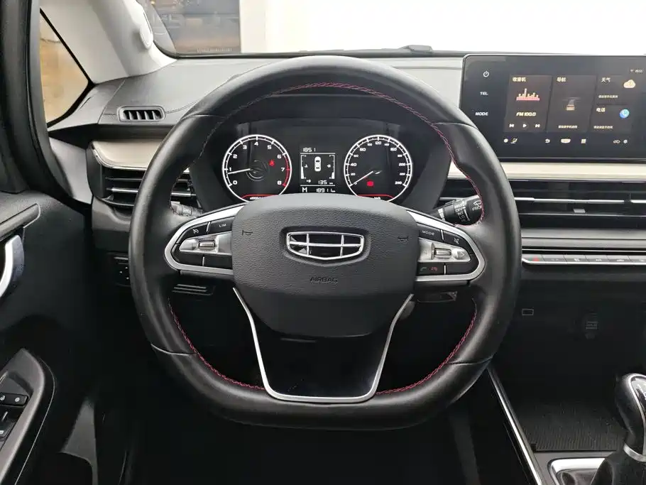 Geely Vision X3 — миниатюра 15
