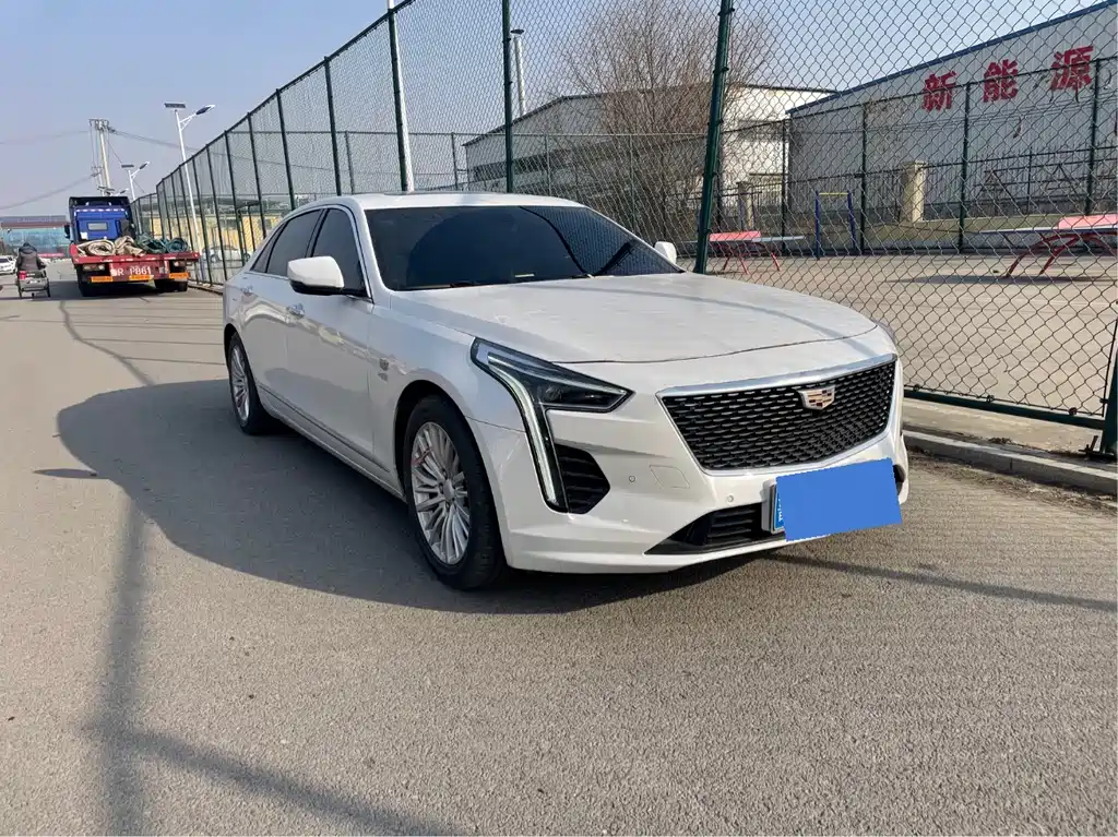 CADILLAC CT6