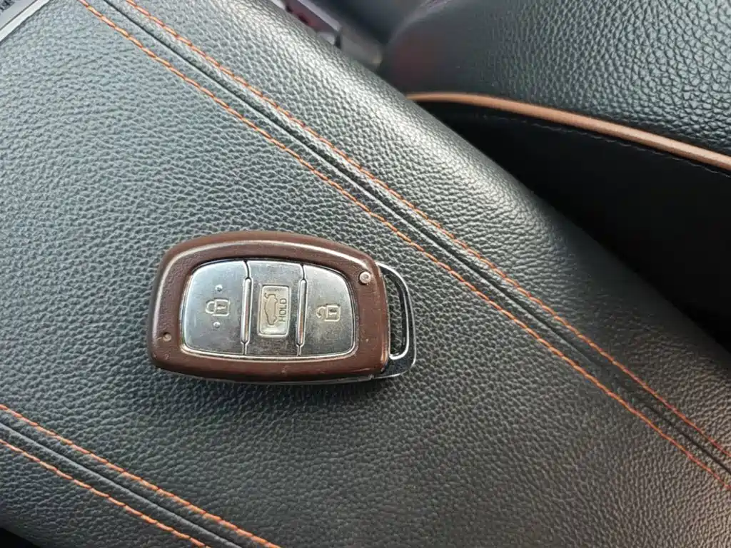 Hyundai Sonata — миниатюра 9