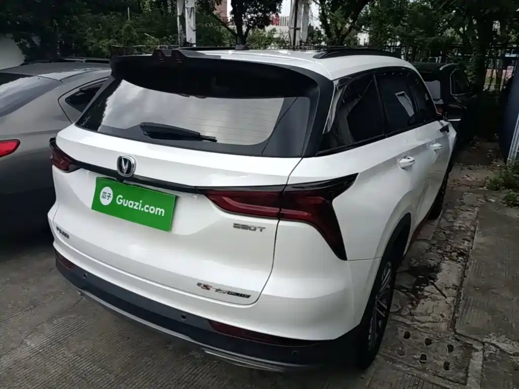 Changan Changan CS75PLUS — миниатюра 7