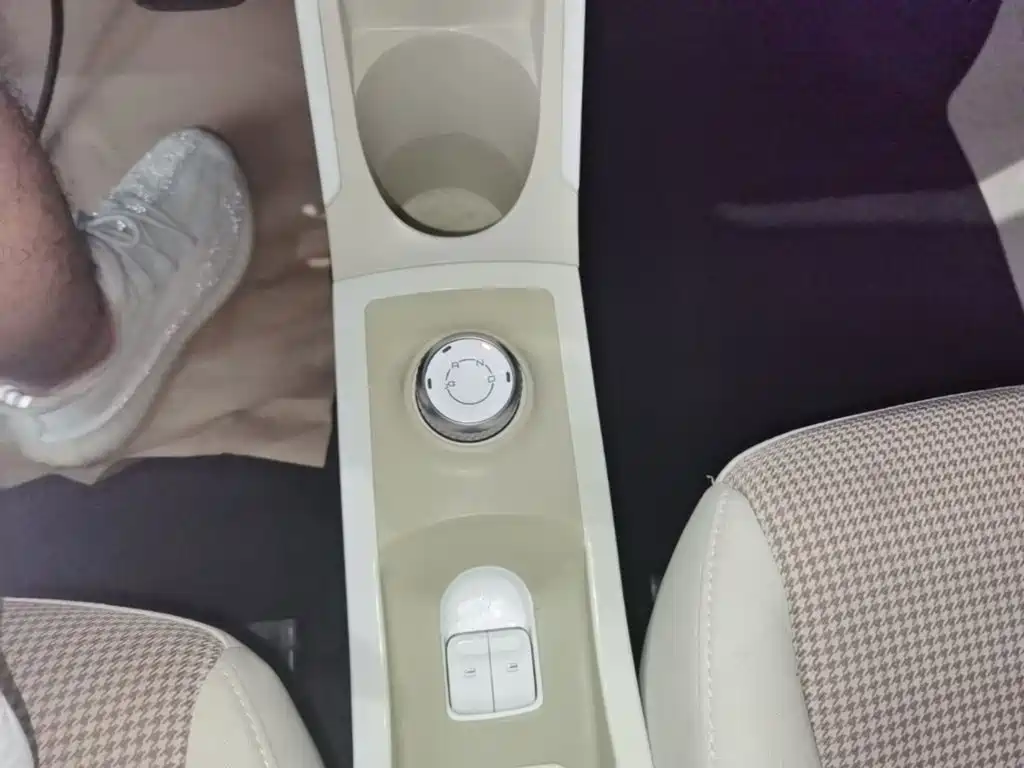 Wuling MINIEV — миниатюра 14
