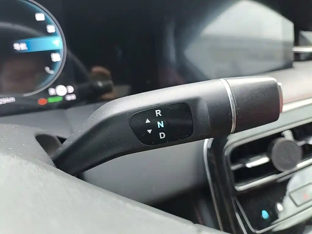 Leapmotor Leapmotor S01 — миниатюра 14