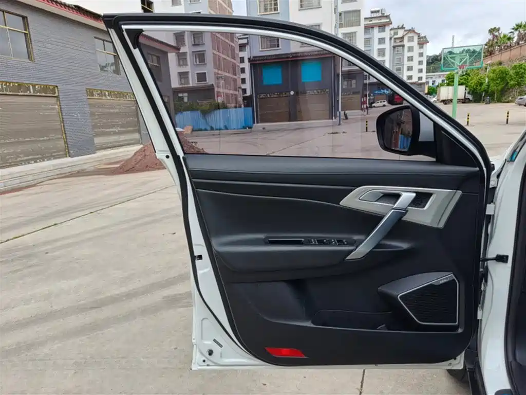 GEELY AUTOMOBILE BOYUE