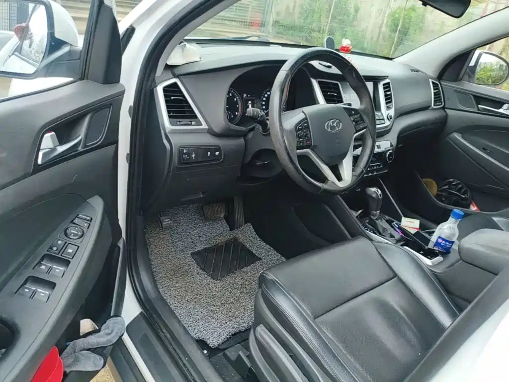 Hyundai Tucson — миниатюра 21