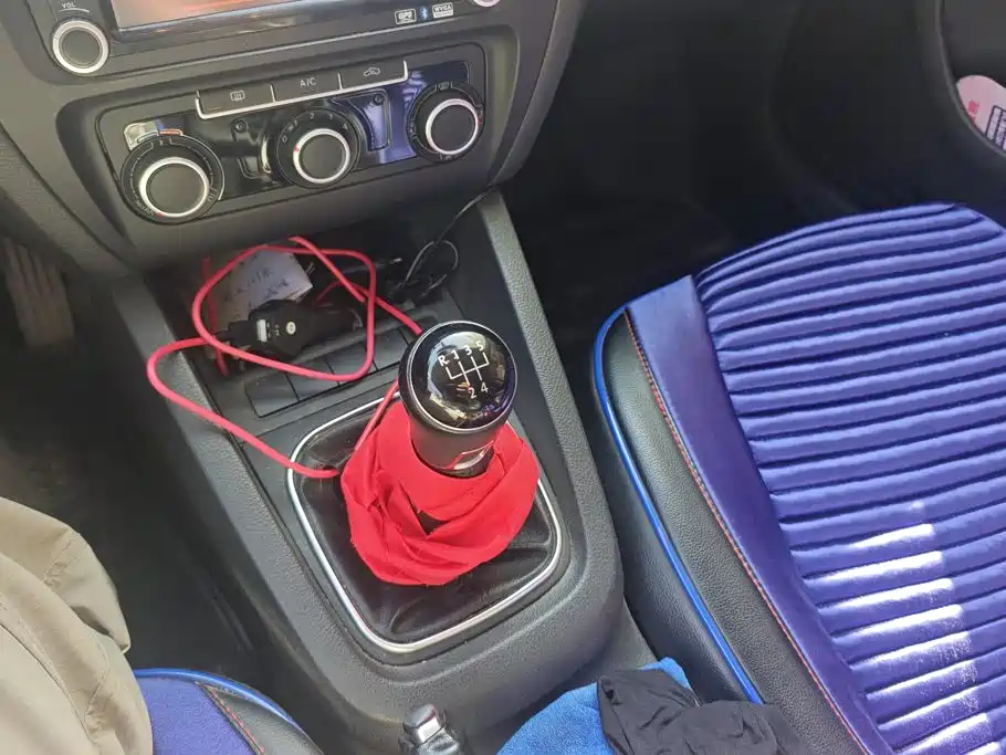 Volkswagen Sagitar — миниатюра 16