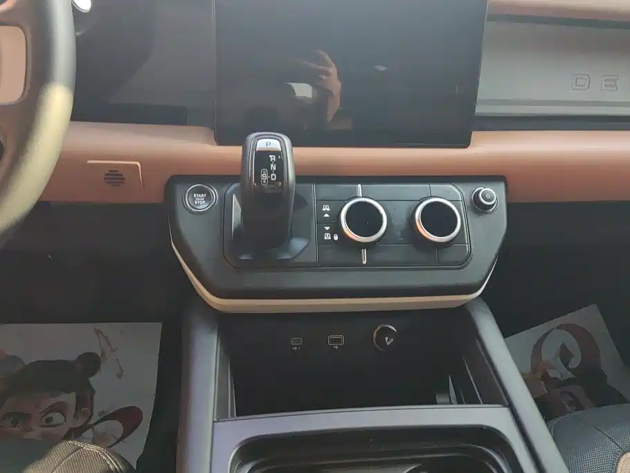 Land Rover Defender — миниатюра 16