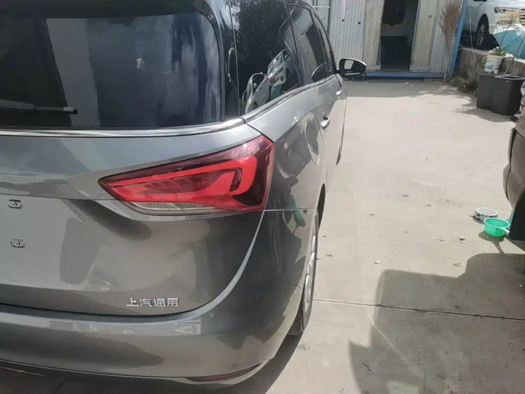 Buick GL6 — миниатюра 8
