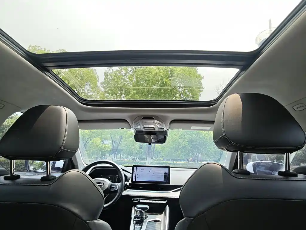 Geely Xingrui — миниатюра 12