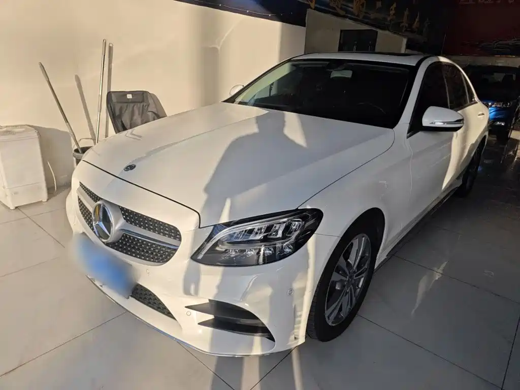 Mercedes-Benz C-Class — миниатюра 2