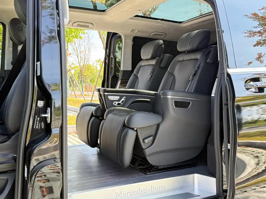 MERCEDES-BENZ V CLASS