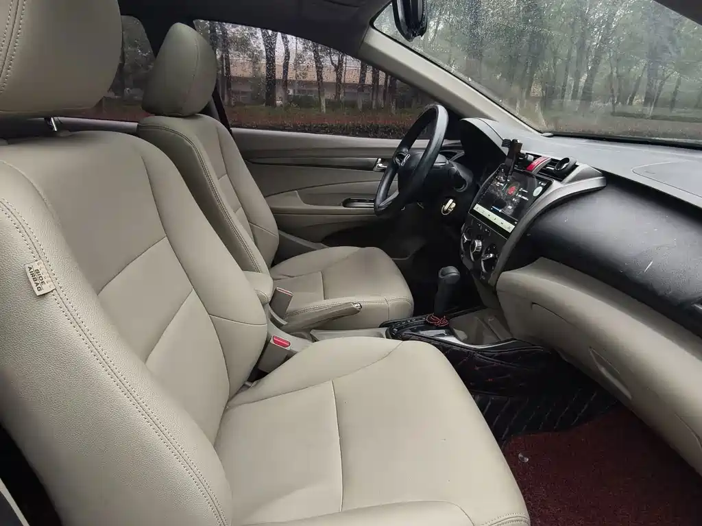 Honda City Classic — миниатюра 5