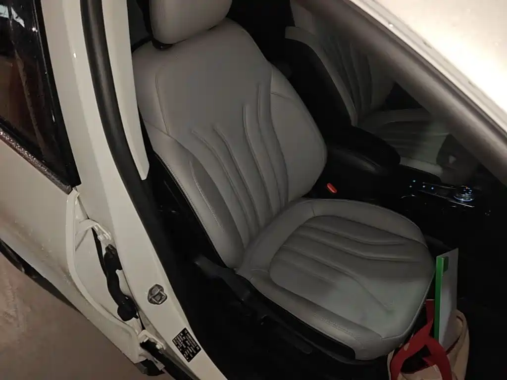 Ford Escape — миниатюра 25