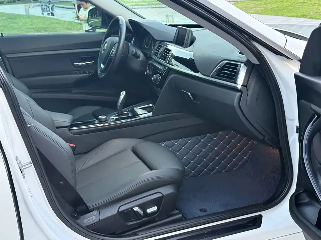 BMW 3 Series GT — миниатюра 17