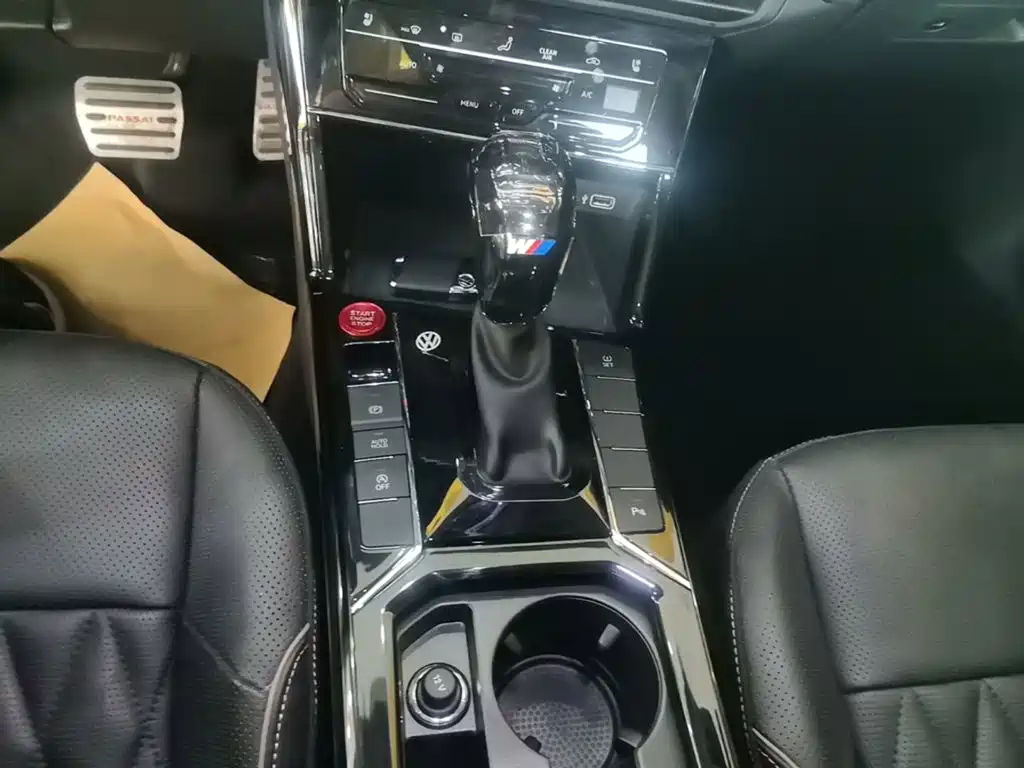 Volkswagen Passat — миниатюра 14