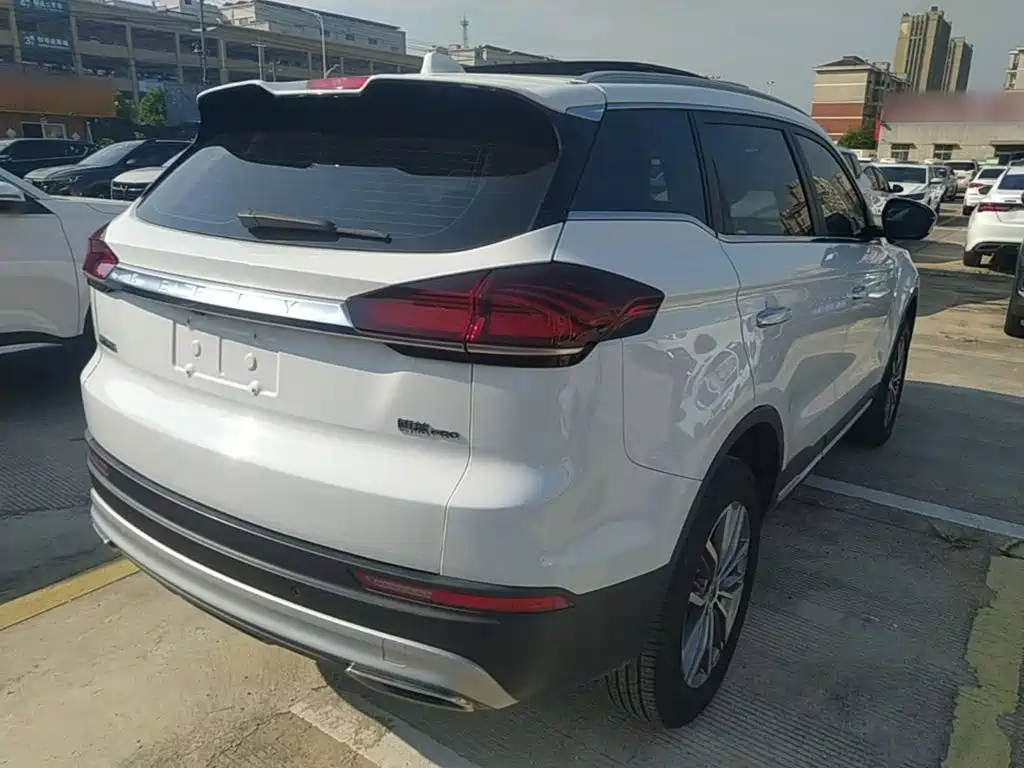 Geely Boyue — миниатюра 7
