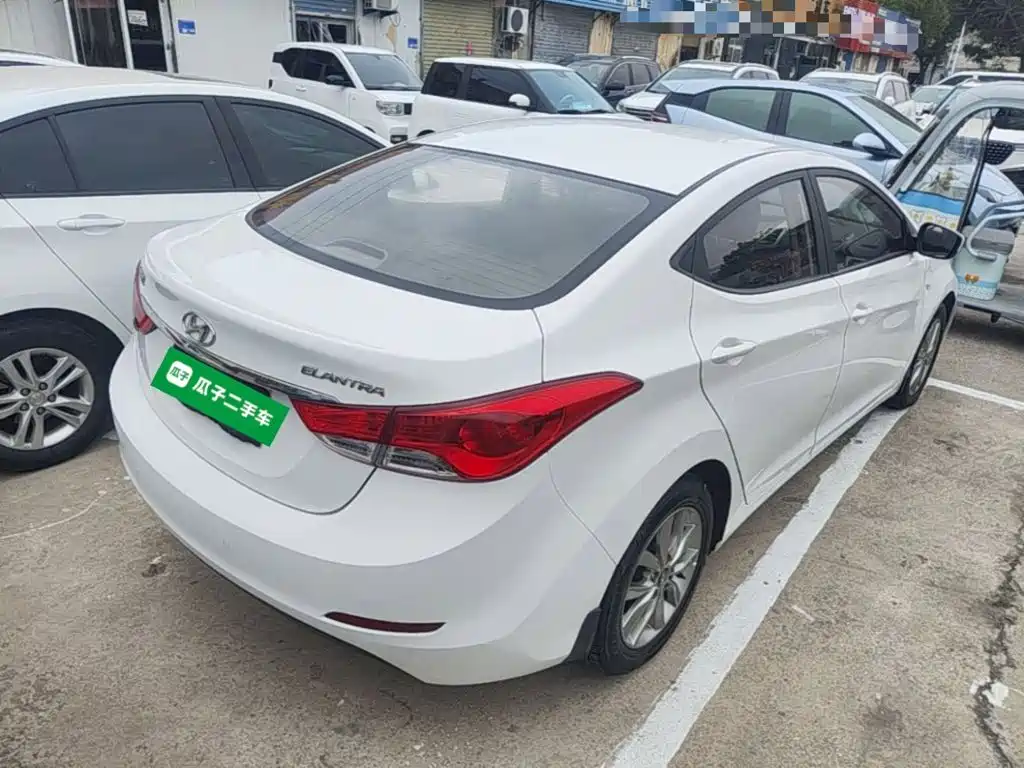 Hyundai Elantra Langdong — миниатюра 7
