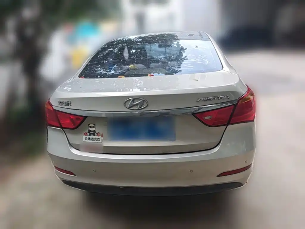 Hyundai Mistra — миниатюра 8