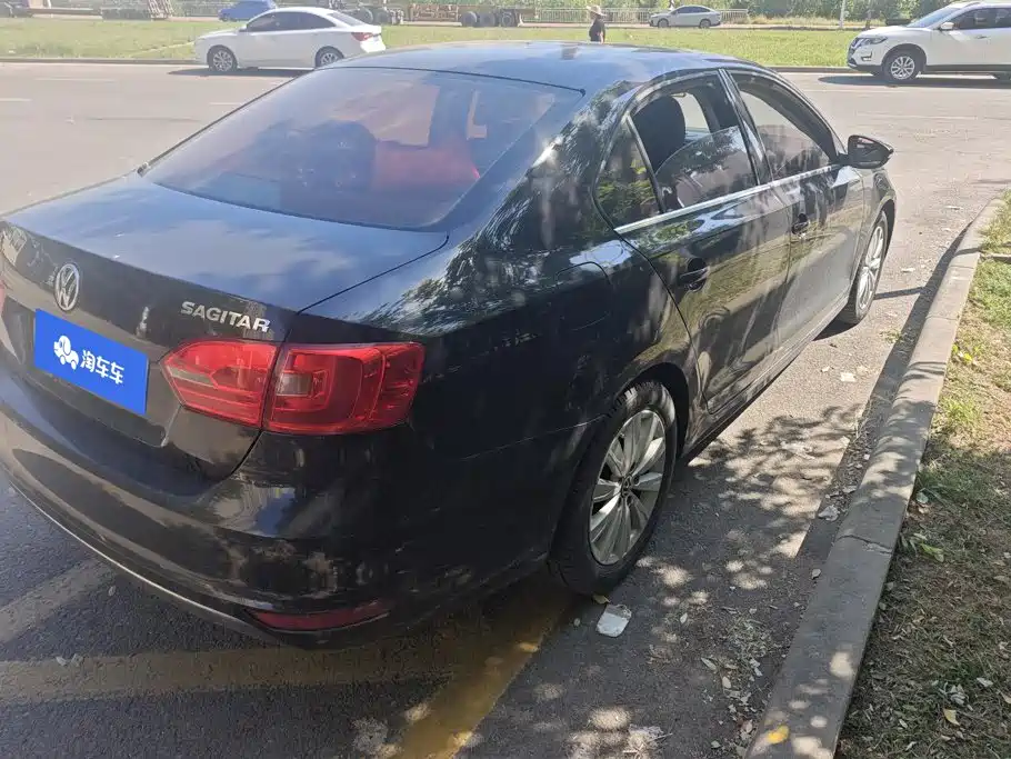 Volkswagen Sagitar — миниатюра 3